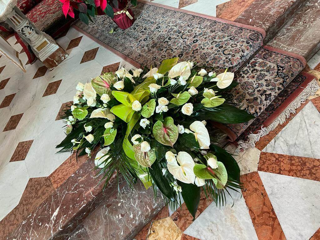 servizi floreali dell' agenzia funebre messina di catia lisitano